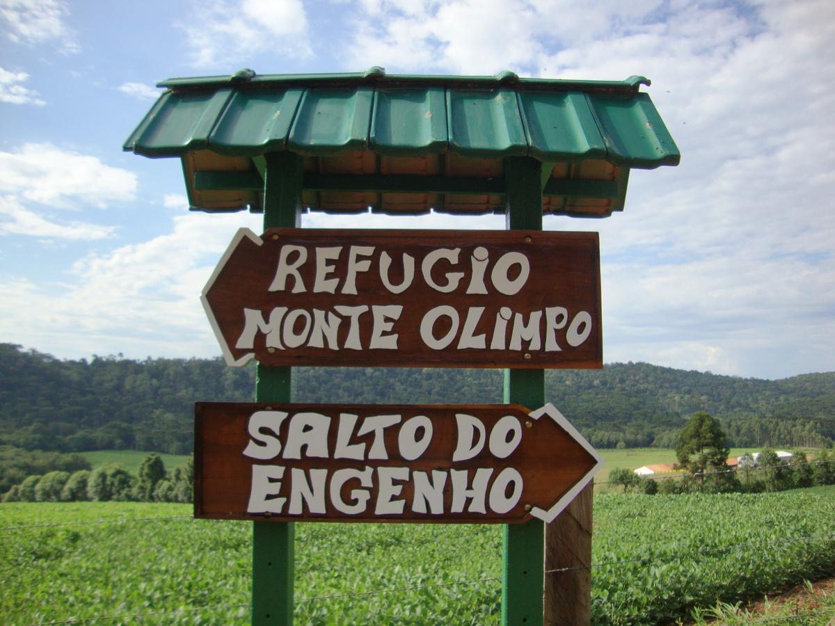 Refugio Monte Olimpo Hotel Campo Alegre  Exterior photo